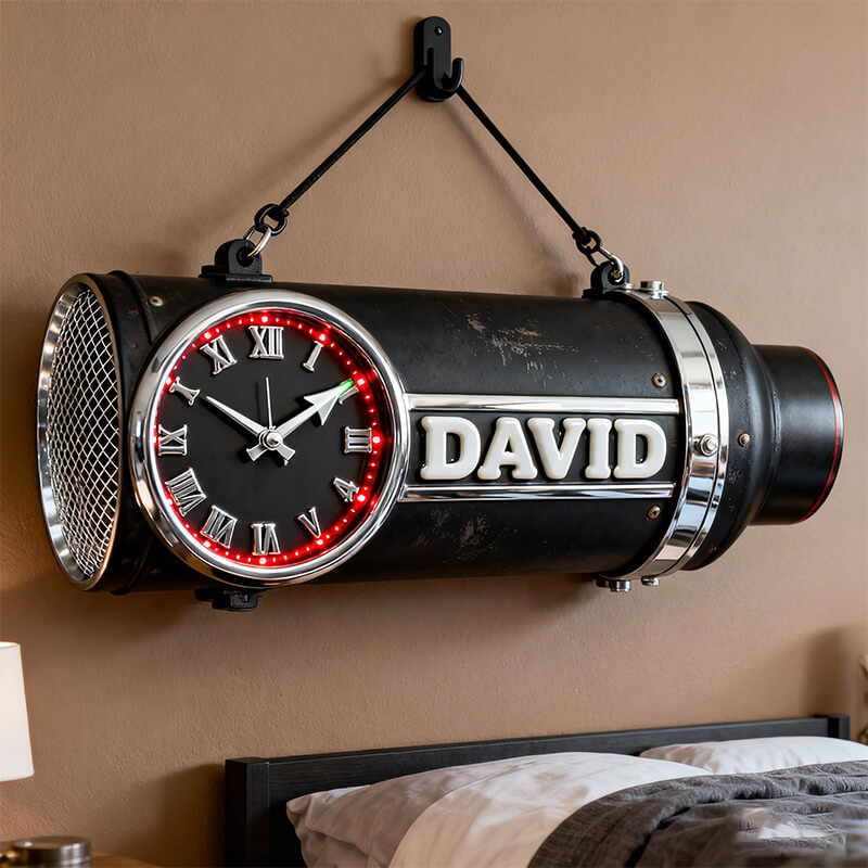 ساعة حائط مخصصة بتصميم أنبوب العادم بإسمك الخاص