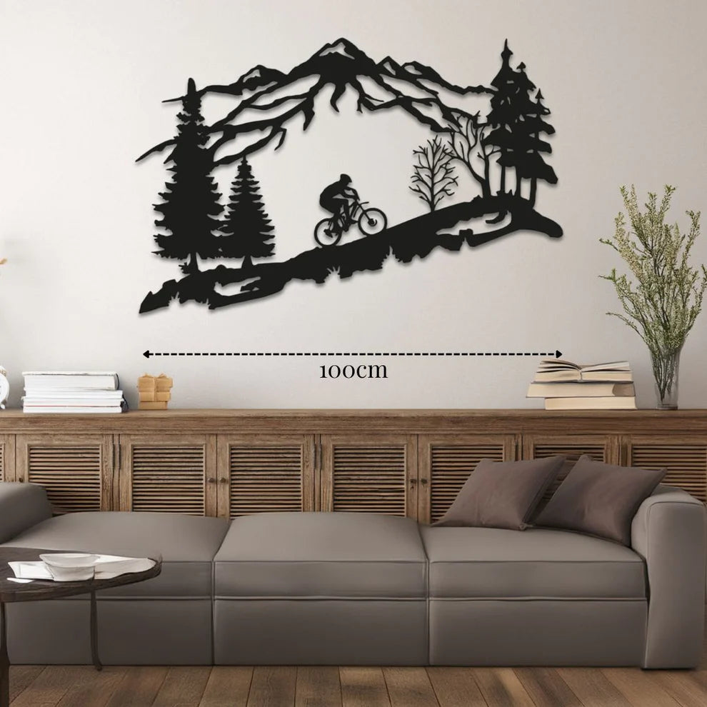 ديكور جداري معدني بزينة تجمع بين الجبال الأطلس و سائق الدراجة الهوائية