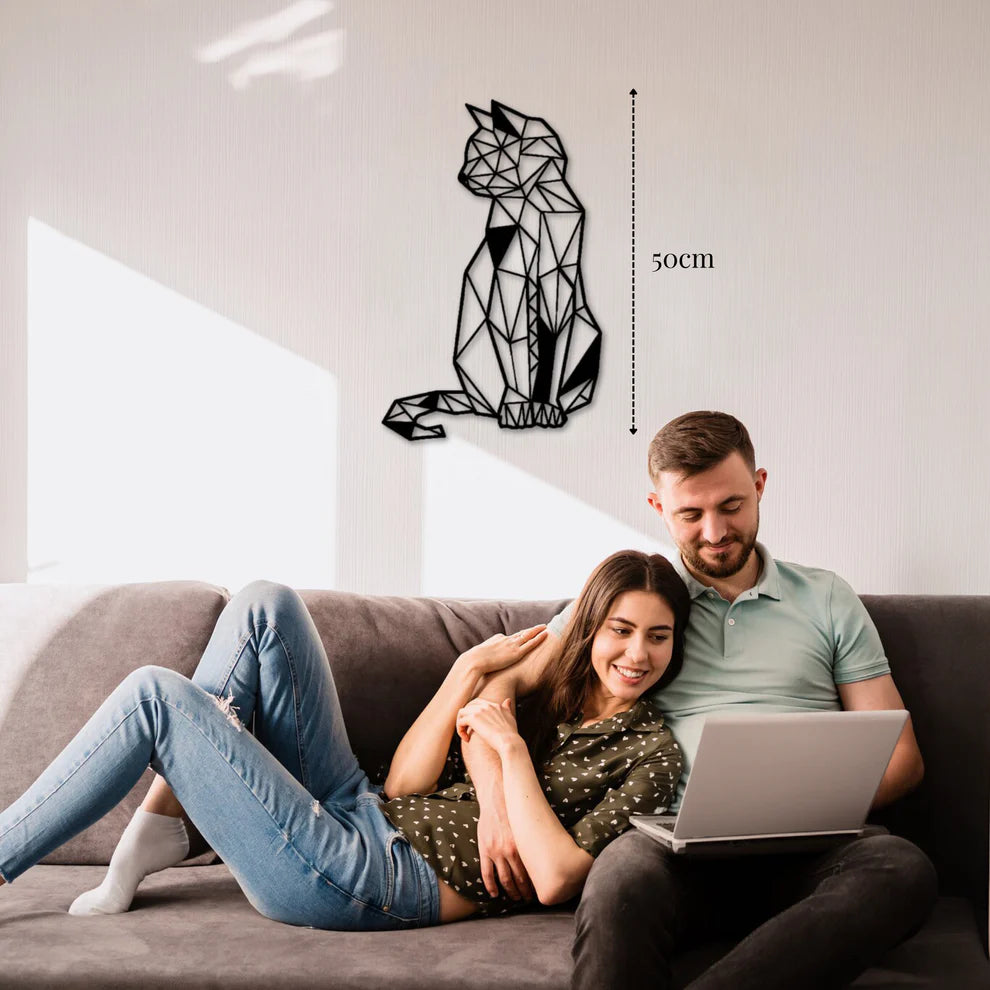 ديكور جداري معدني - بزينة قط على شكل هندسي