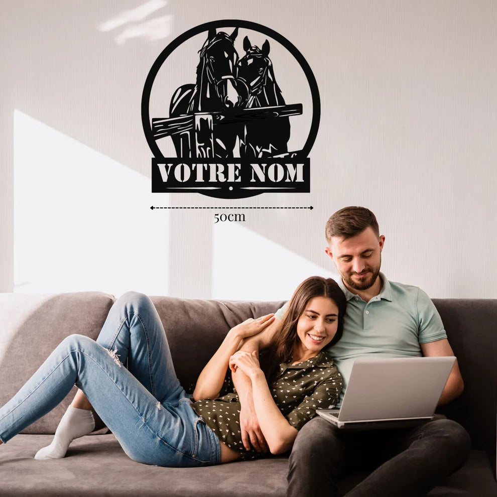 ديكور جداري معدني - بزينة الخيول بتخصيص إسمك المفضل