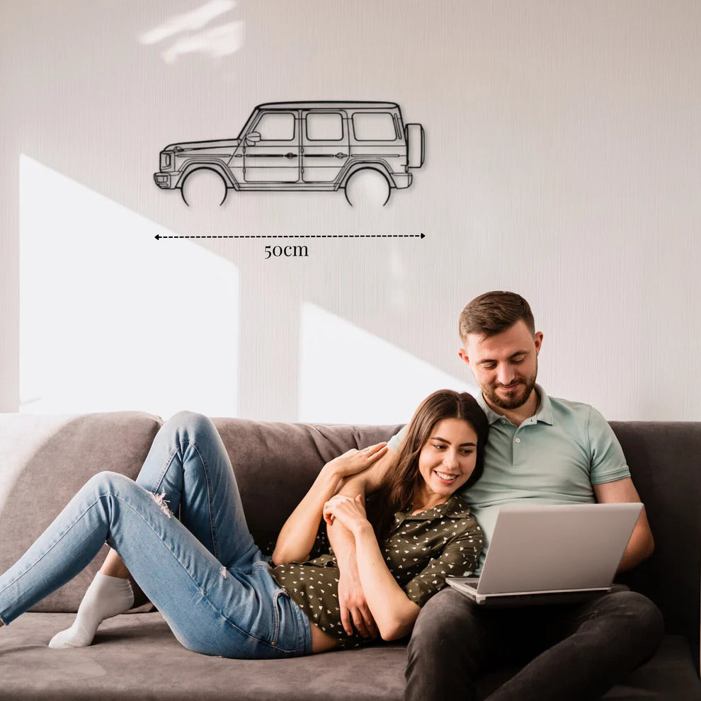 ديكور جداري معدني بزينة سيارة مرسيدس بنز G-Class موديل 2020