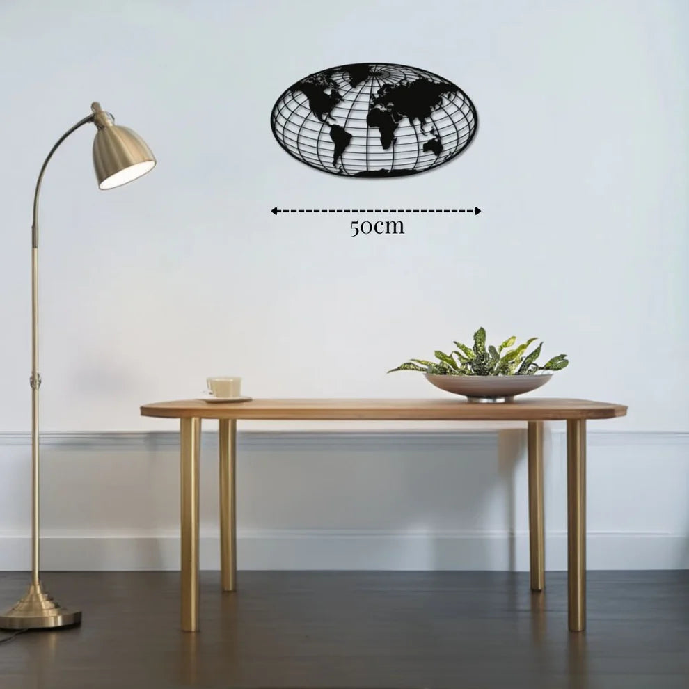 ديكور جداري معدني  بزينة على شكل خريطة العالم