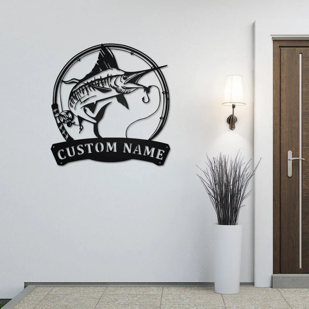 ديكور جداري معدني - بزينة على شكل سمكة السيف بتخصيص إسمك