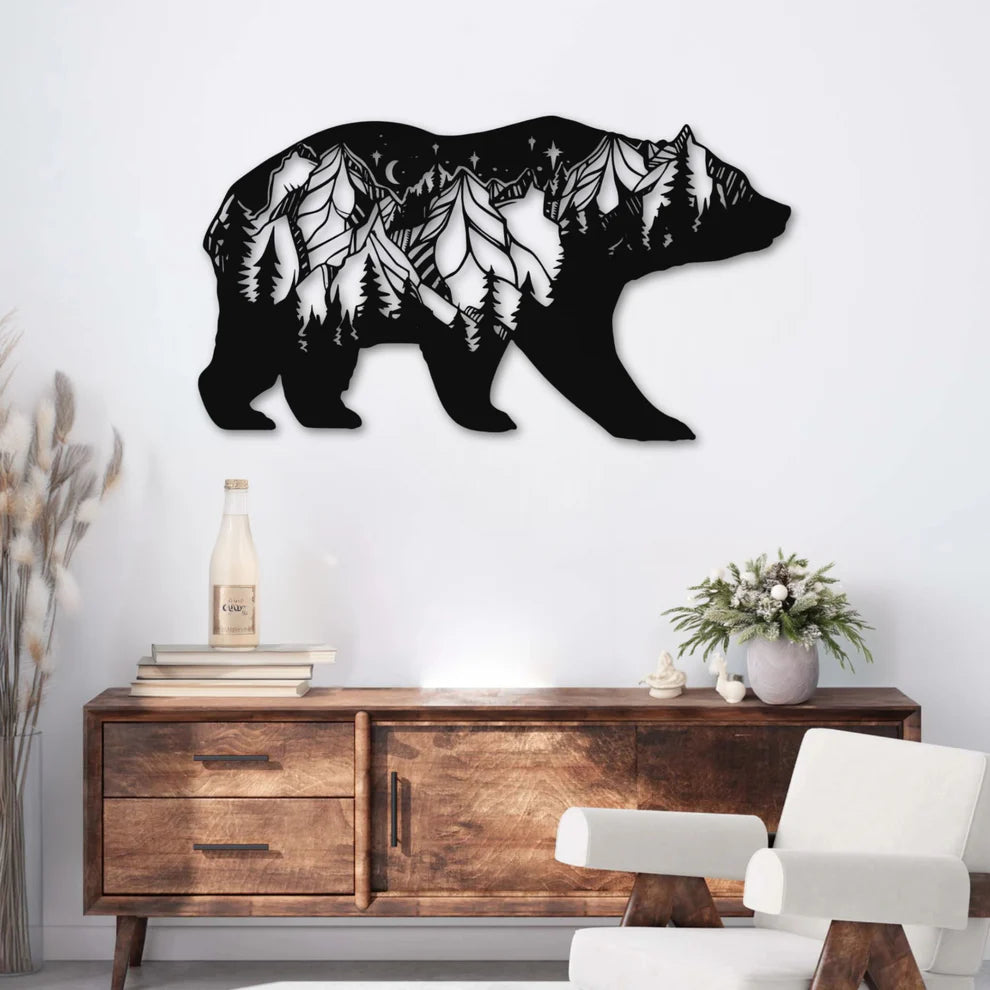ديكور جداري معدني - بزينة على شكل دب في الجبال