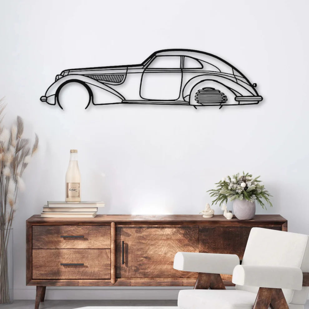 C8 ديكور جداري معدني بزينة سيارة – ألفا روميو