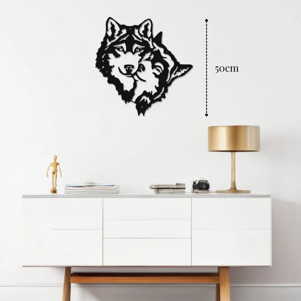 ديكور جداري معدني  بزينة على شكل رأسين من الدئبين الجميلتان