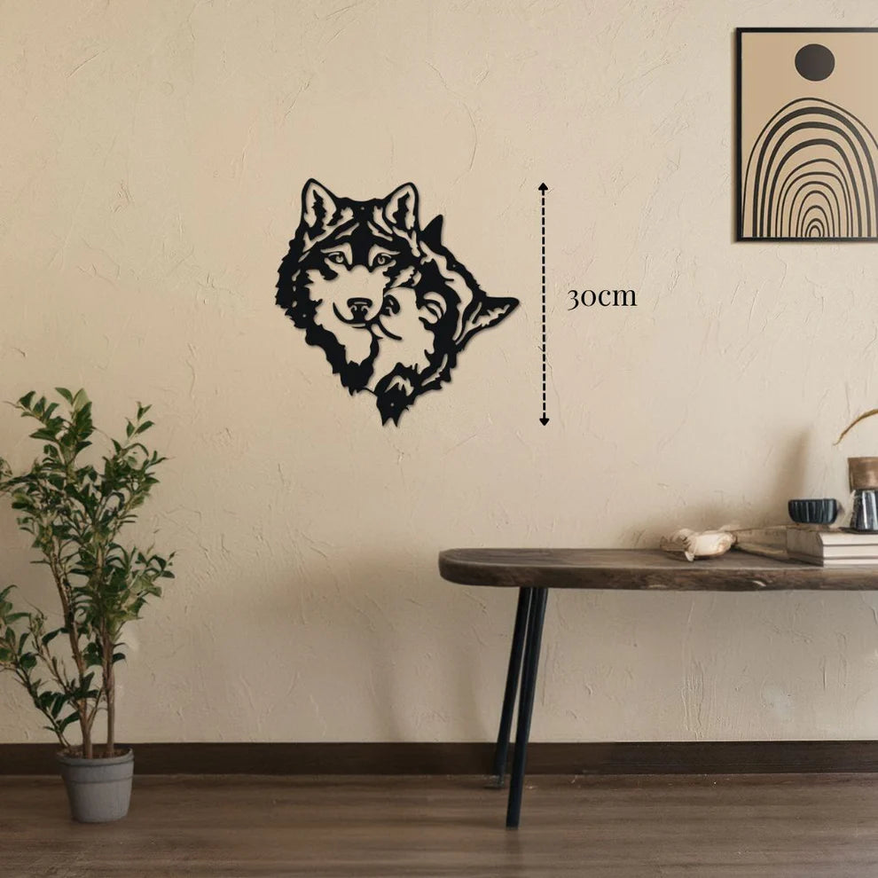 ديكور جداري معدني  بزينة على شكل رأسين من الدئبين الجميلتان