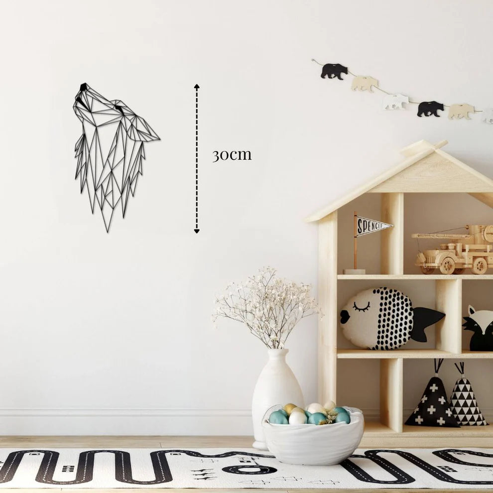 ديكور جداري معدني  بزينة على شكل رأس الدئب هندسي